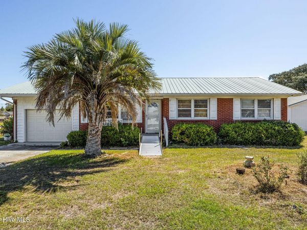 124 Stewart Road, Harkers Island, NC 28531