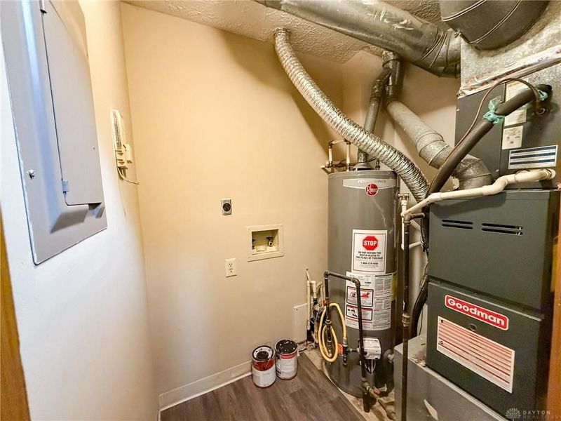 2744 Greystone Drive, Unit E, Columbus, OH 43220 Photo 6