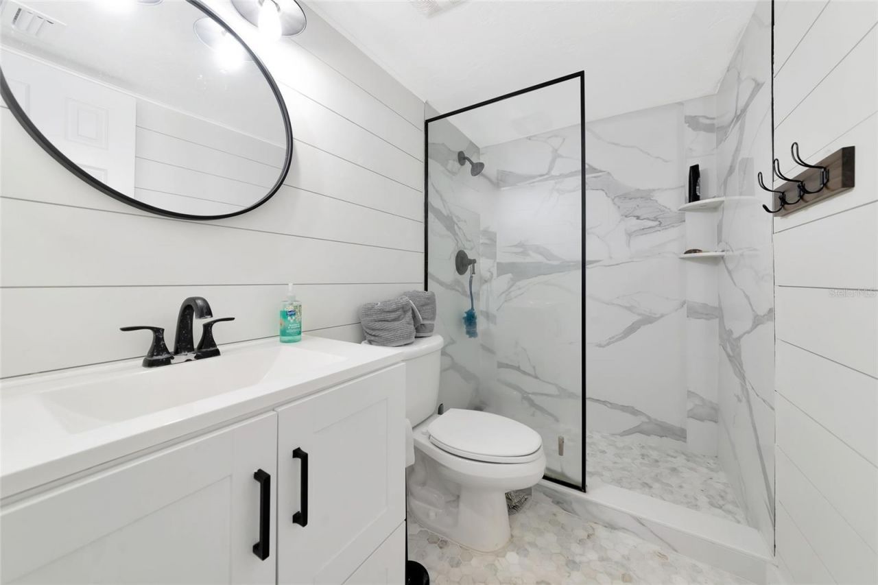 966 La Costa Circle, Unit 5, Sarasota, FL 34237 Photo