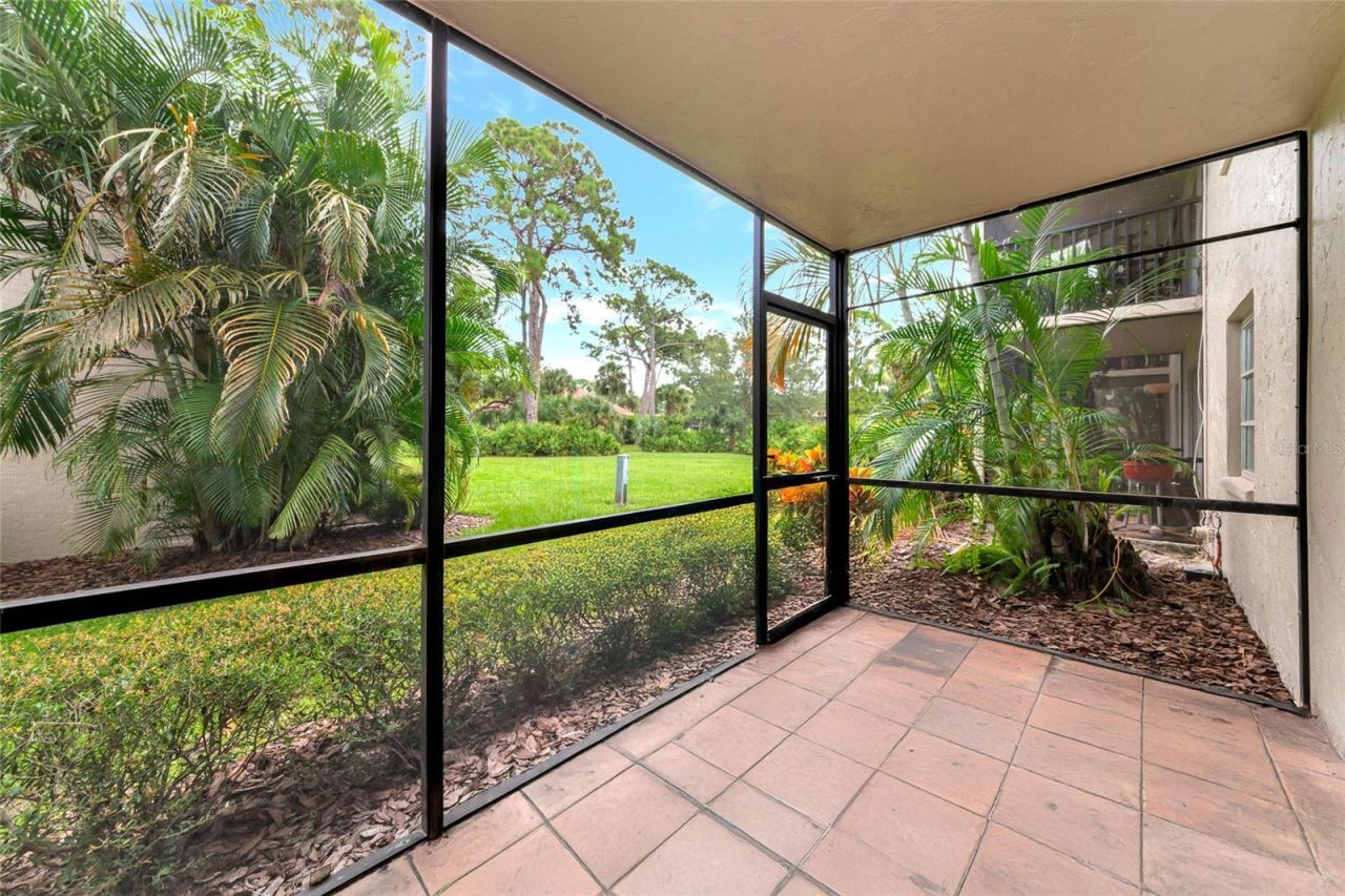966 La Costa Circle, Unit 5, Sarasota, FL 34237 Photo