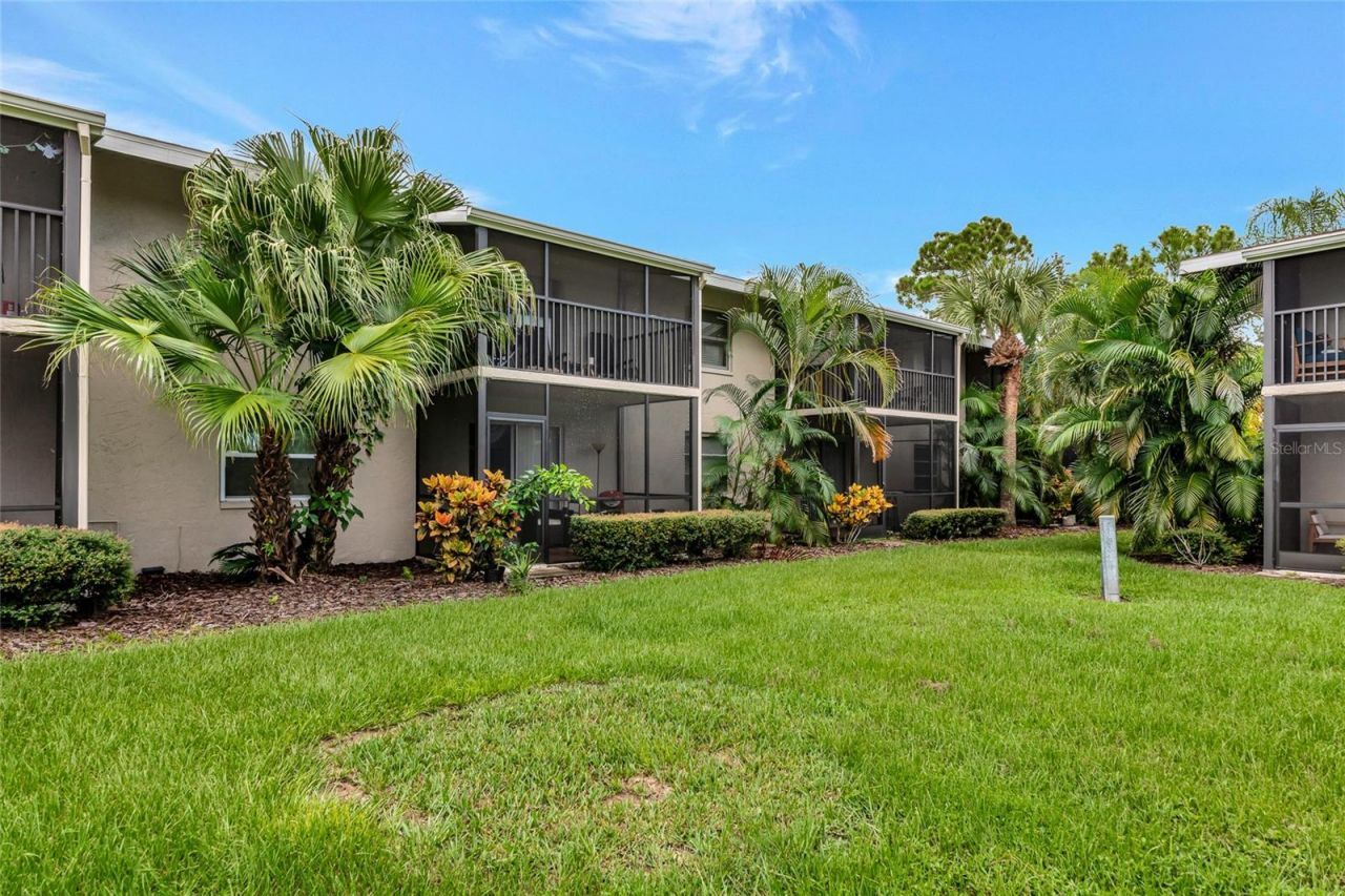 966 La Costa Circle, Unit 5, Sarasota, FL 34237 Photo
