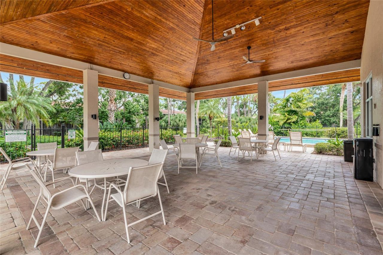 966 La Costa Circle, Unit 5, Sarasota, FL 34237 Photo