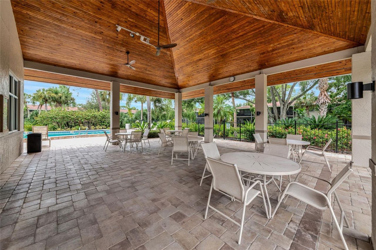 966 La Costa Circle, Unit 5, Sarasota, FL 34237 Photo