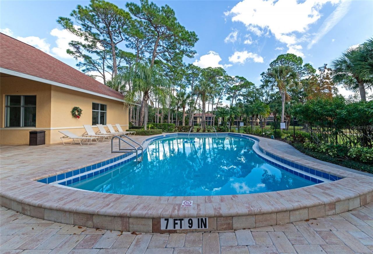 966 La Costa Circle, Unit 5, Sarasota, FL 34237 Photo