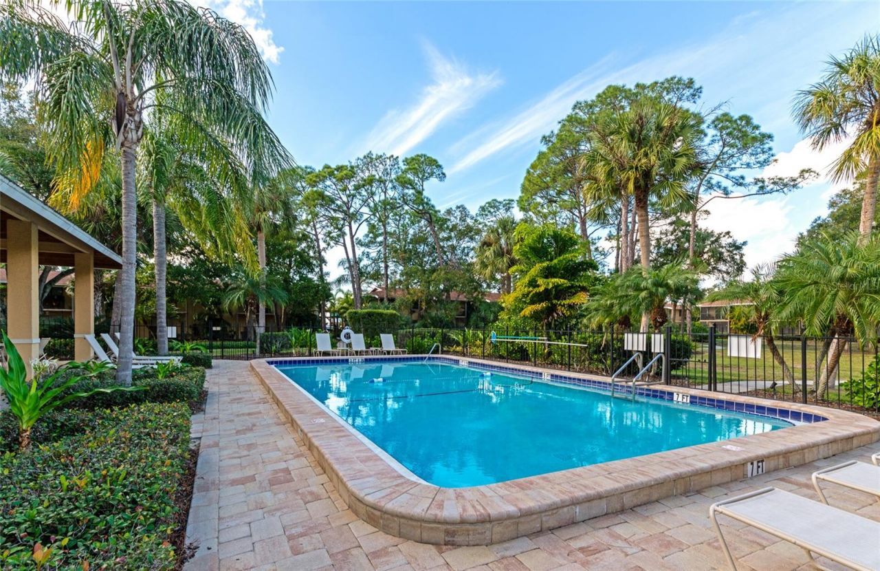 966 La Costa Circle, Unit 5, Sarasota, FL 34237 Photo