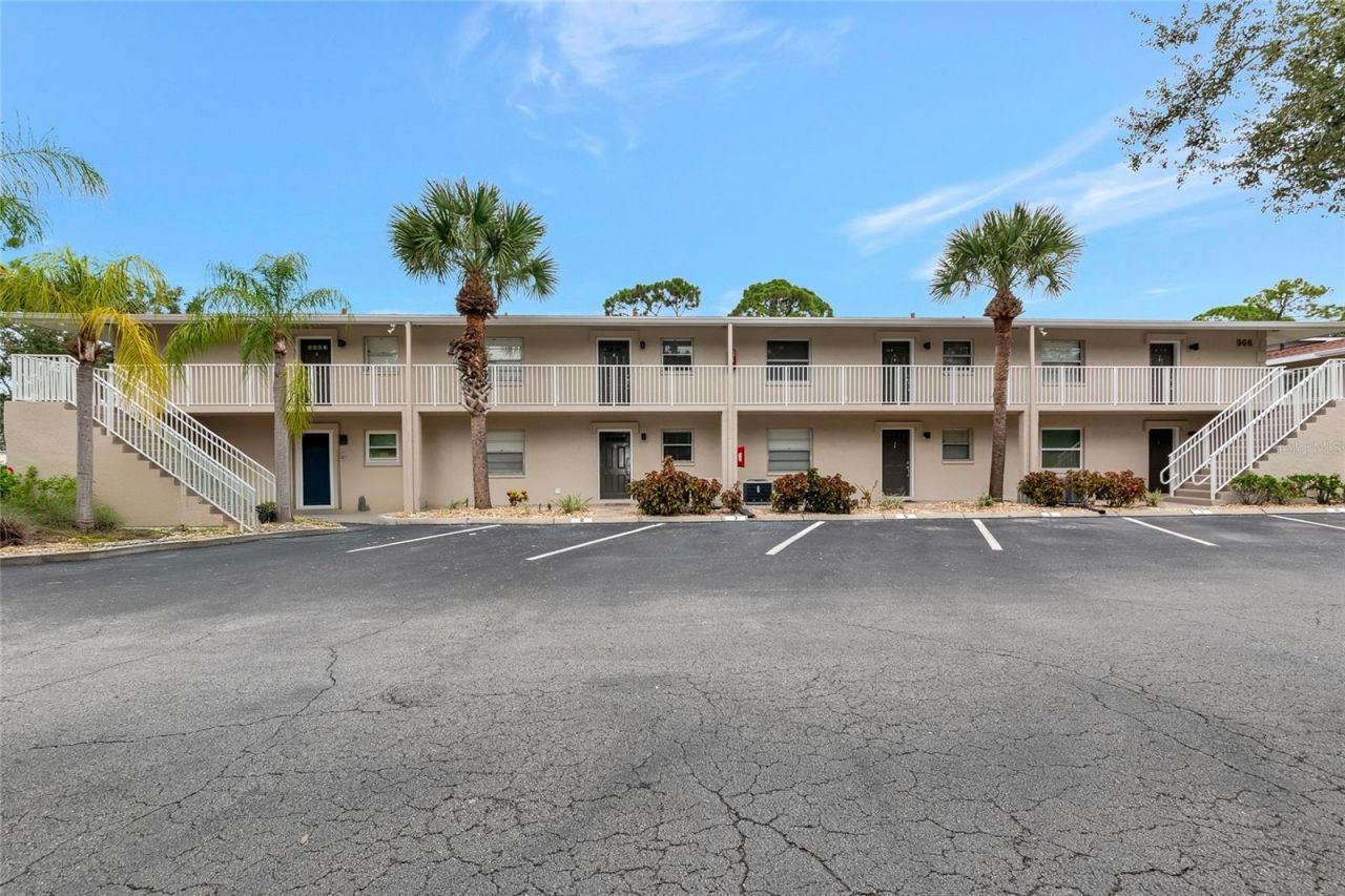 966 La Costa Circle, Unit 5, Sarasota, FL 34237 Photo