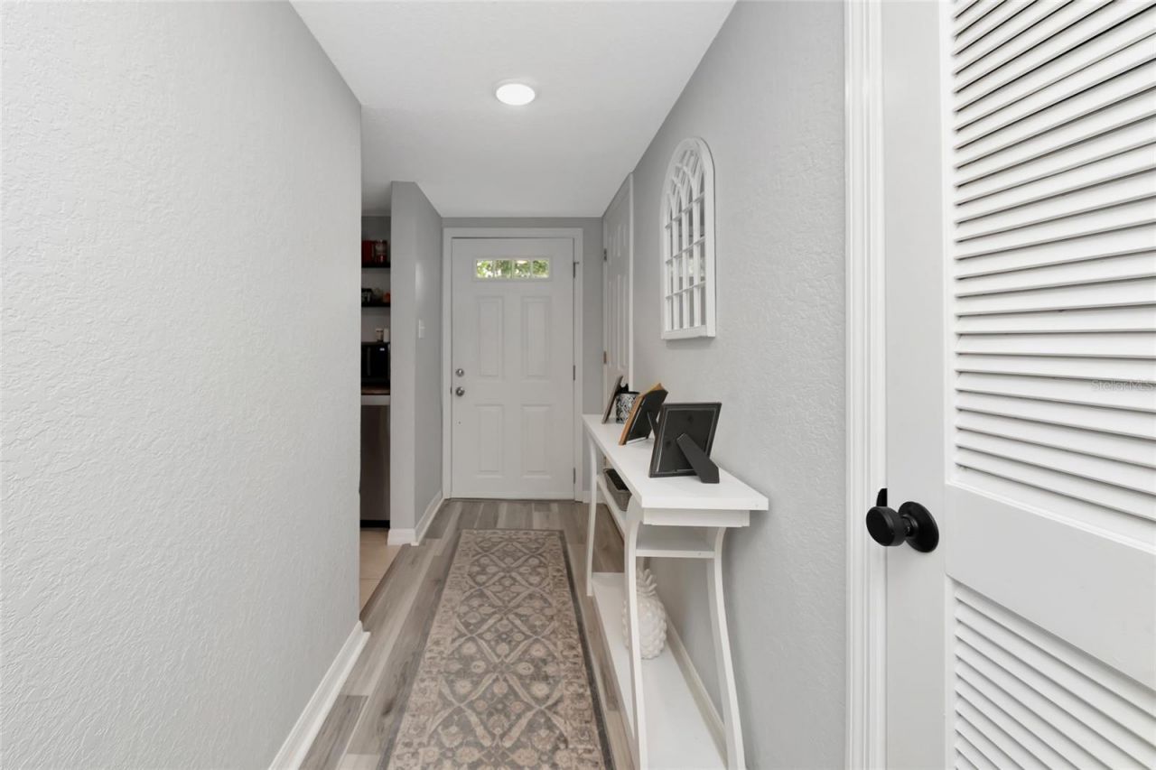 966 La Costa Circle, Unit 5, Sarasota, FL 34237 Photo