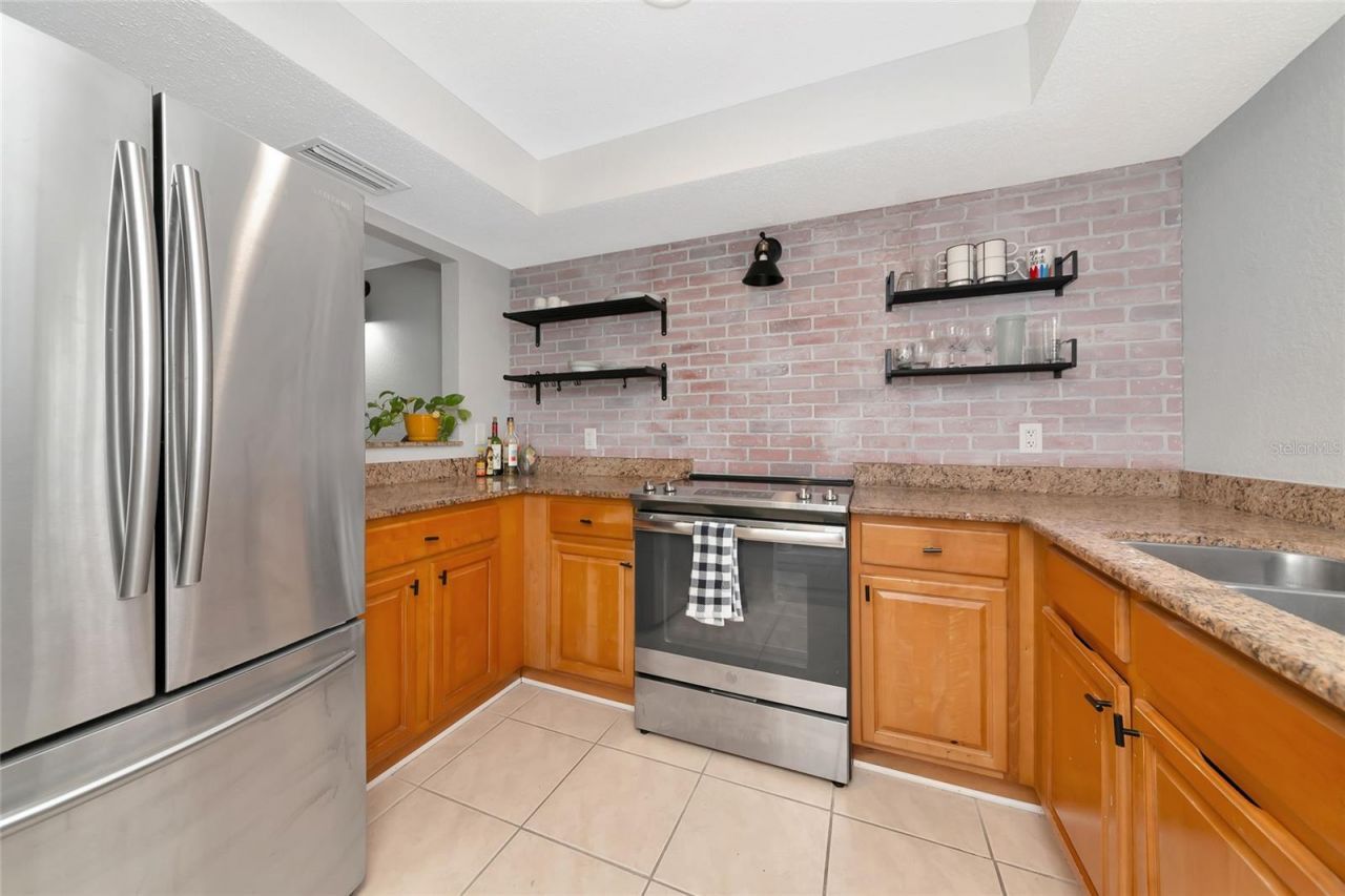 966 La Costa Circle, Unit 5, Sarasota, FL 34237 Photo