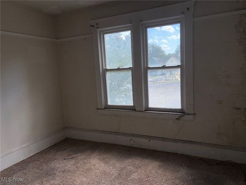 9921 Hampden Avenue, Cleveland, OH 44108 Photo 9