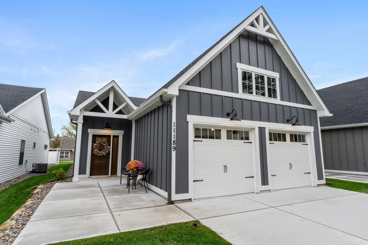 11189 183rd Lane NW, Elk River, MN 55330