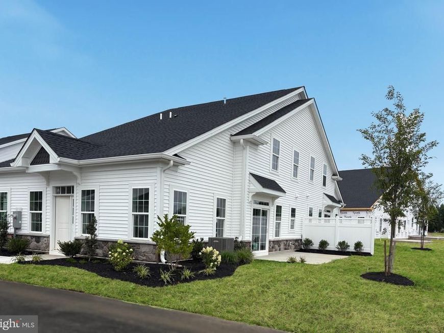 55 Cedar Circle, Levittown, PA 19055 Main Photo