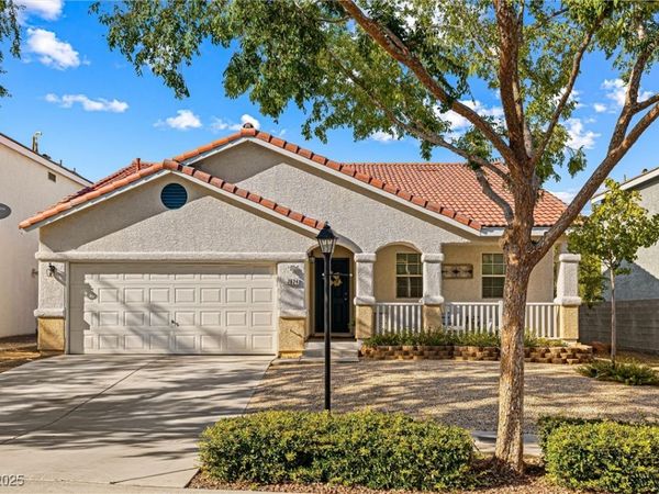 7824 Meandering Path Avenue, Las Vegas, NV 89131