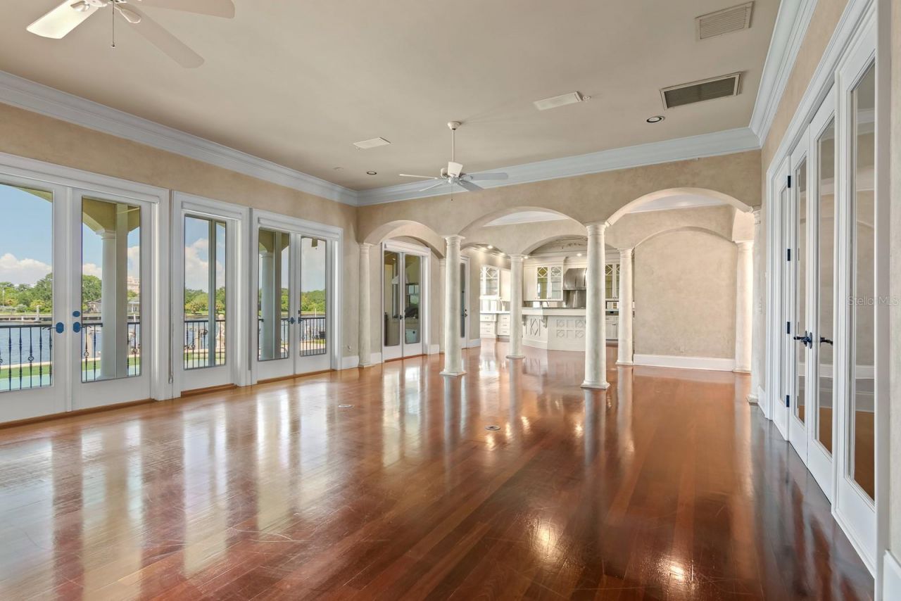 1029 Royal Pass Road, Tampa, FL 33602 Photo