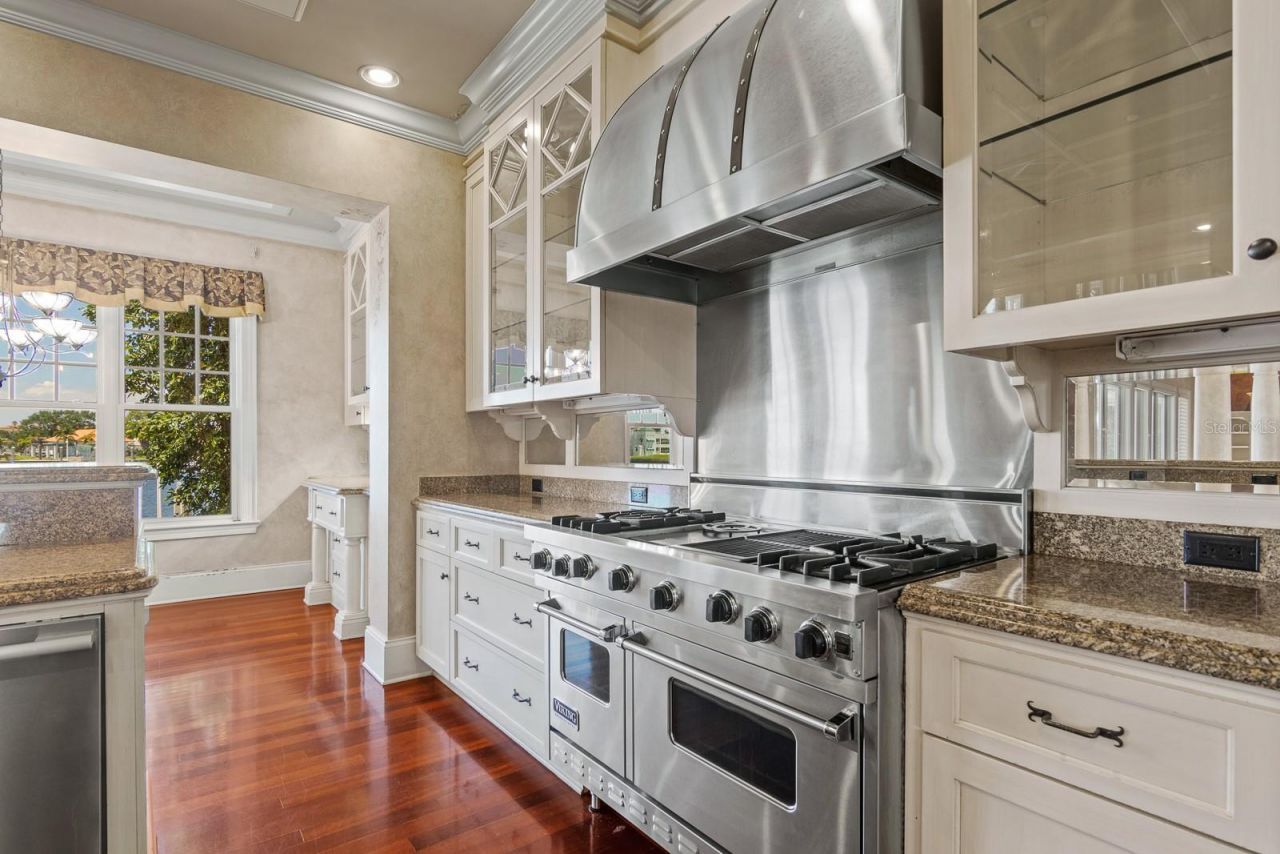 1029 Royal Pass Road, Tampa, FL 33602 Photo