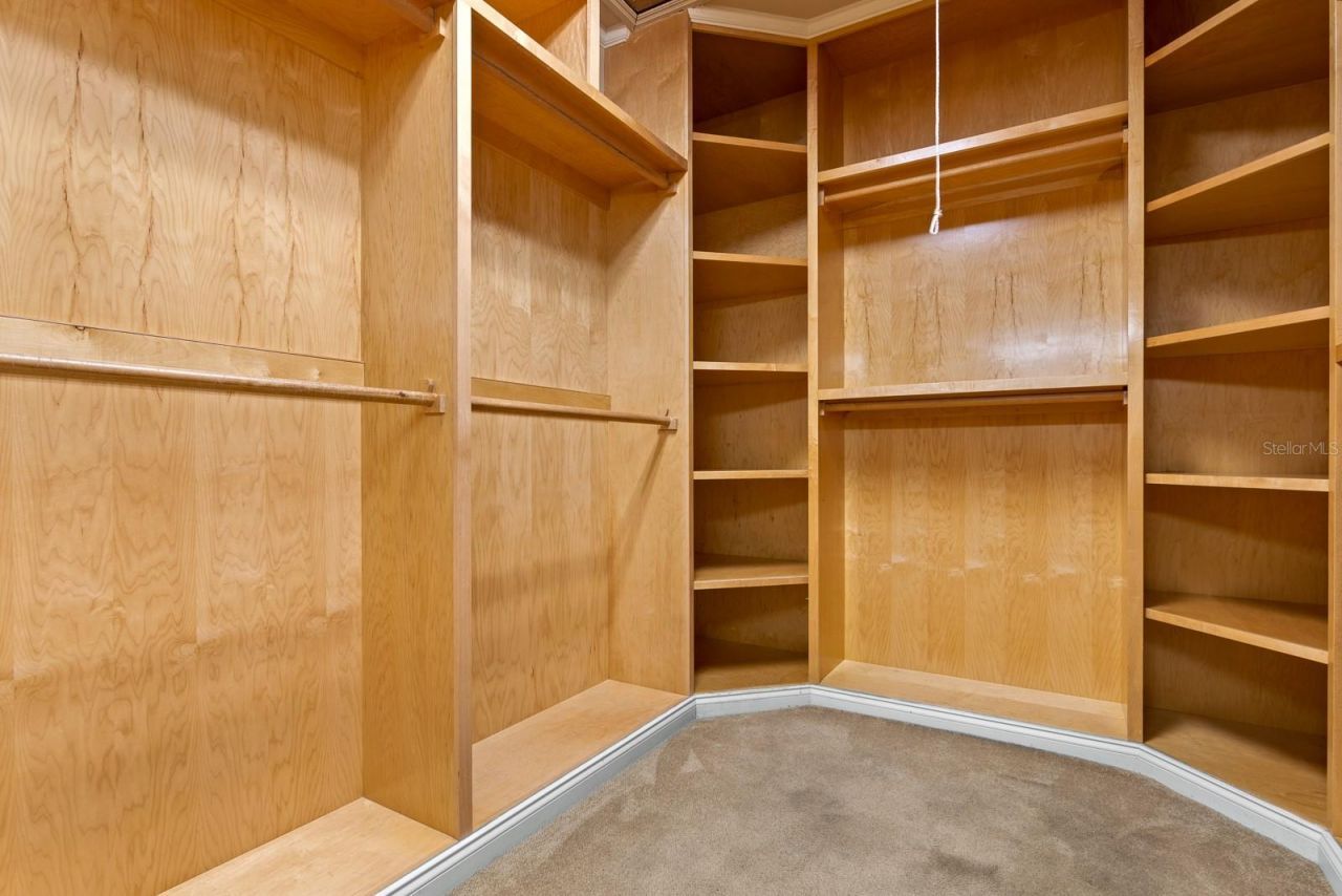 1029 Royal Pass Road, Tampa, FL 33602 Photo