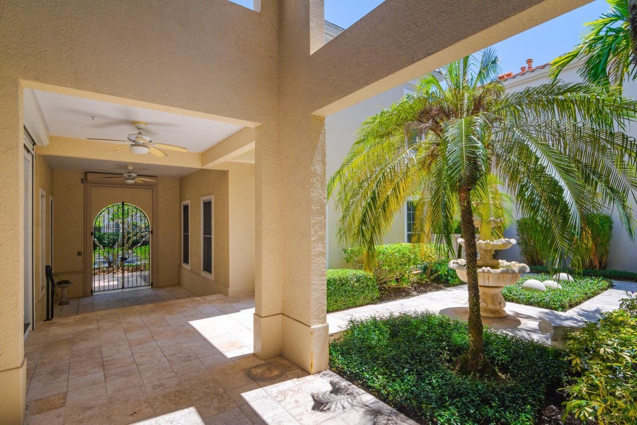 1029 Royal Pass Road, Tampa, FL 33602 Photo