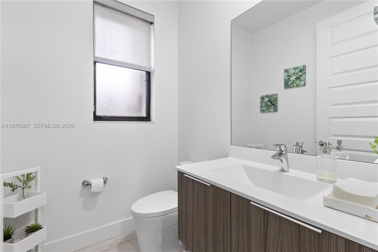 10578 NW 81st Ter, Doral, FL 33178 Photo