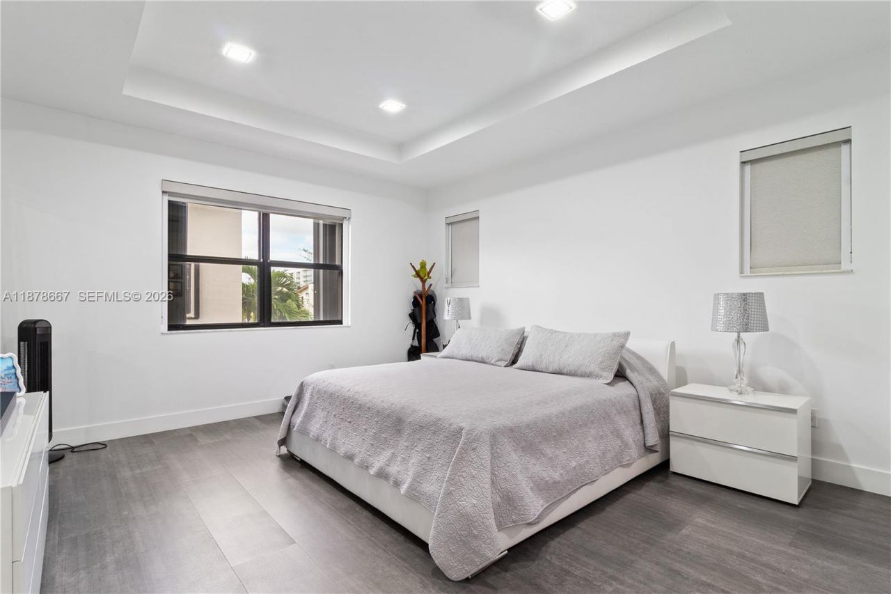 10578 NW 81st Ter, Doral, FL 33178 Photo