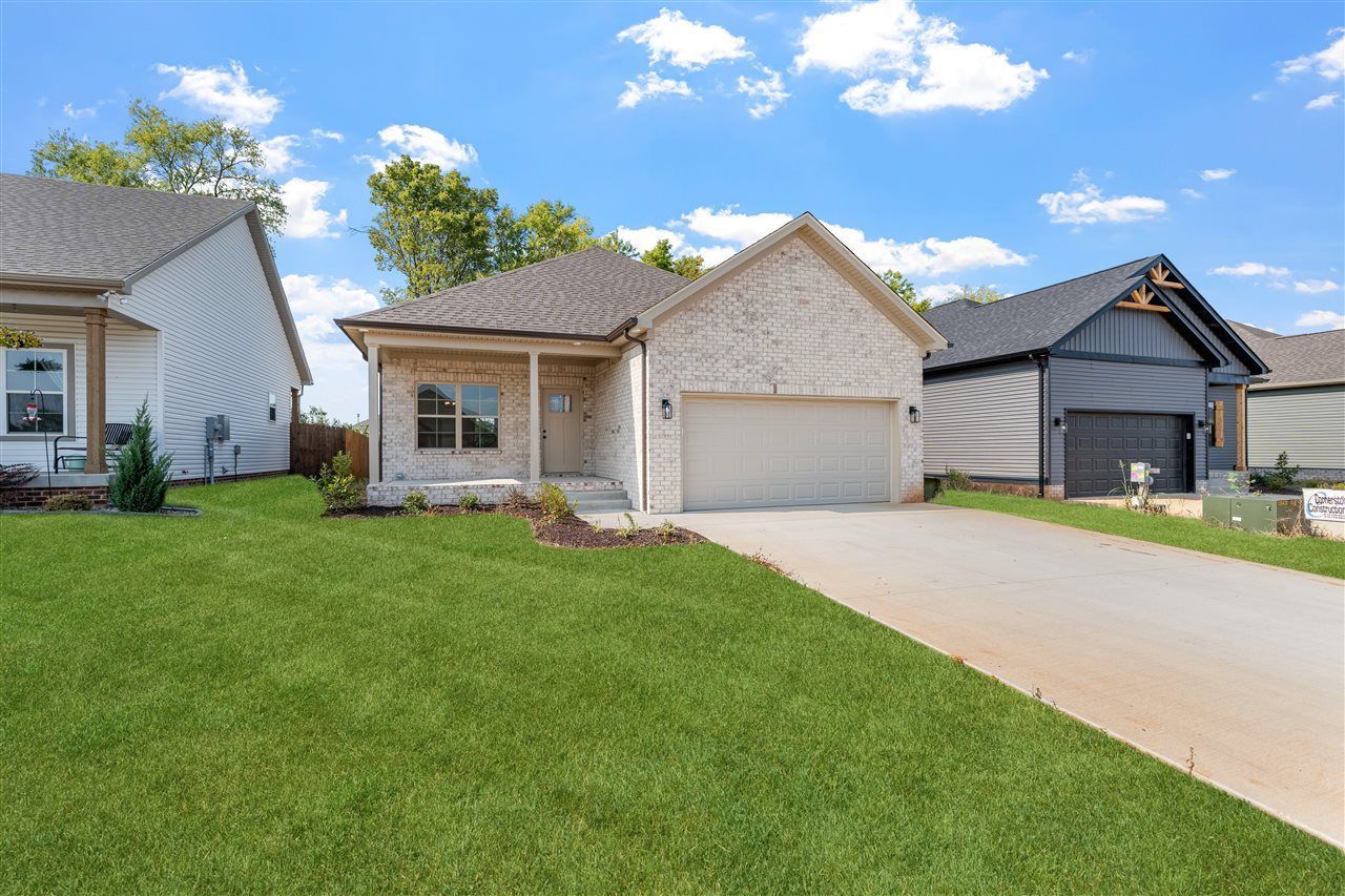 868 Mcintyre Street, Bowling Green, KY 42104 Main Photo