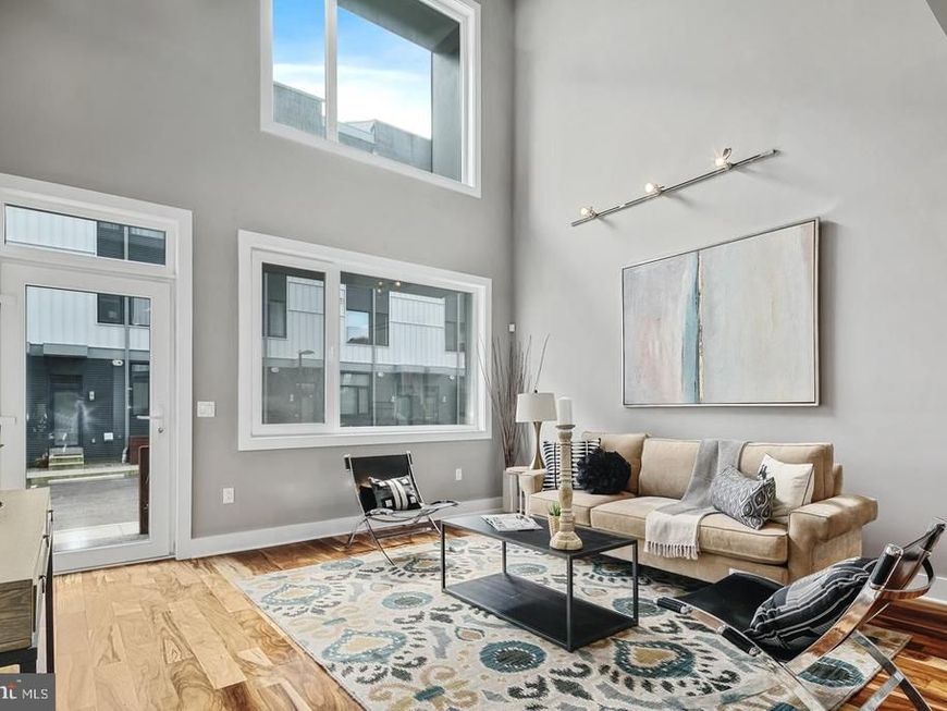 1124 N American Street, Unit 1, Philadelphia, PA 19123 Main Photo