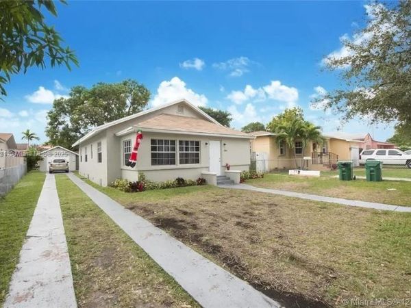 2800 SW 16th Ter, Miami, FL 33145
