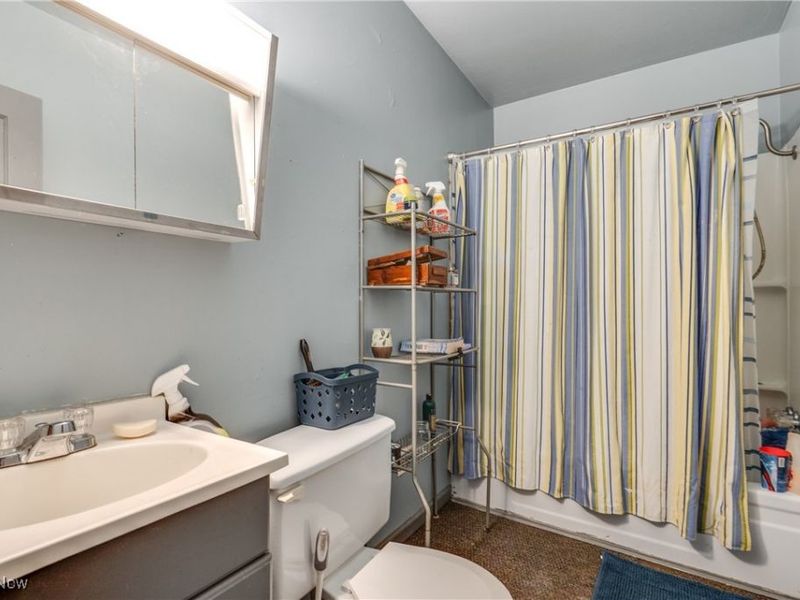 673 Wooster Road W, Barberton, OH 44203 Photo 13