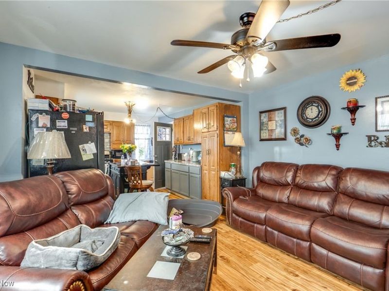 673 Wooster Road W, Barberton, OH 44203 Photo 4