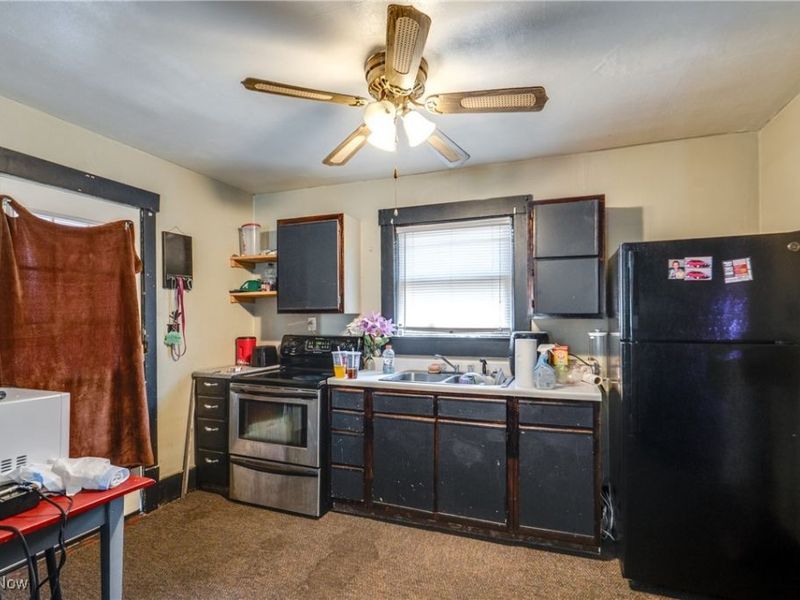 673 Wooster Road W, Barberton, OH 44203 Photo 9