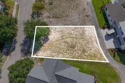 1312 James Island Ave. photo 4