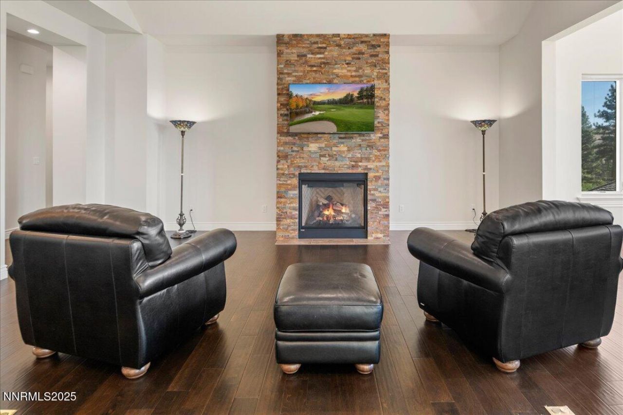 20600 Chanson Way, Reno, NV 89511 Photo