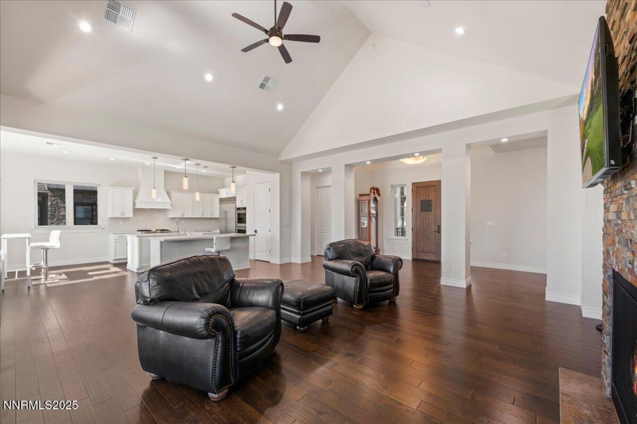 20600 Chanson Way, Reno, NV 89511 Photo