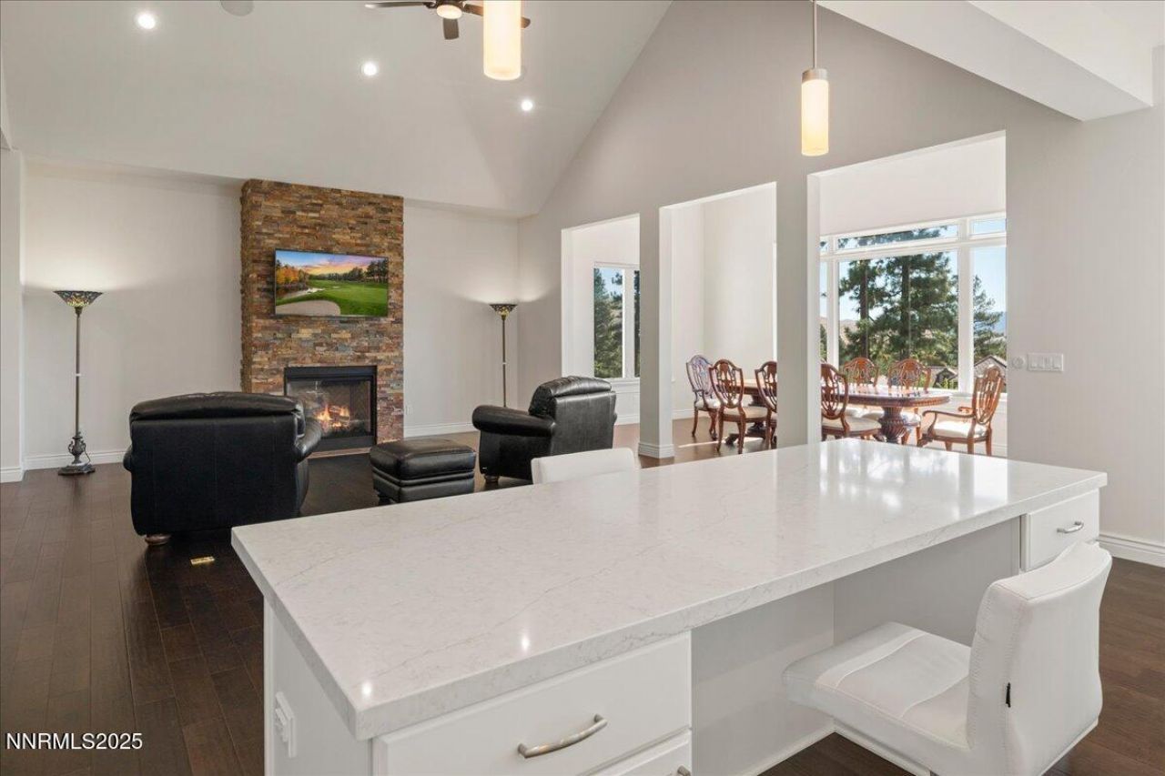 20600 Chanson Way, Reno, NV 89511 Photo