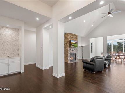 20600 Chanson Way, Reno, NV 89511 Photo