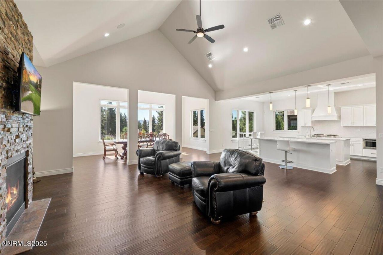 20600 Chanson Way, Reno, NV 89511 Photo