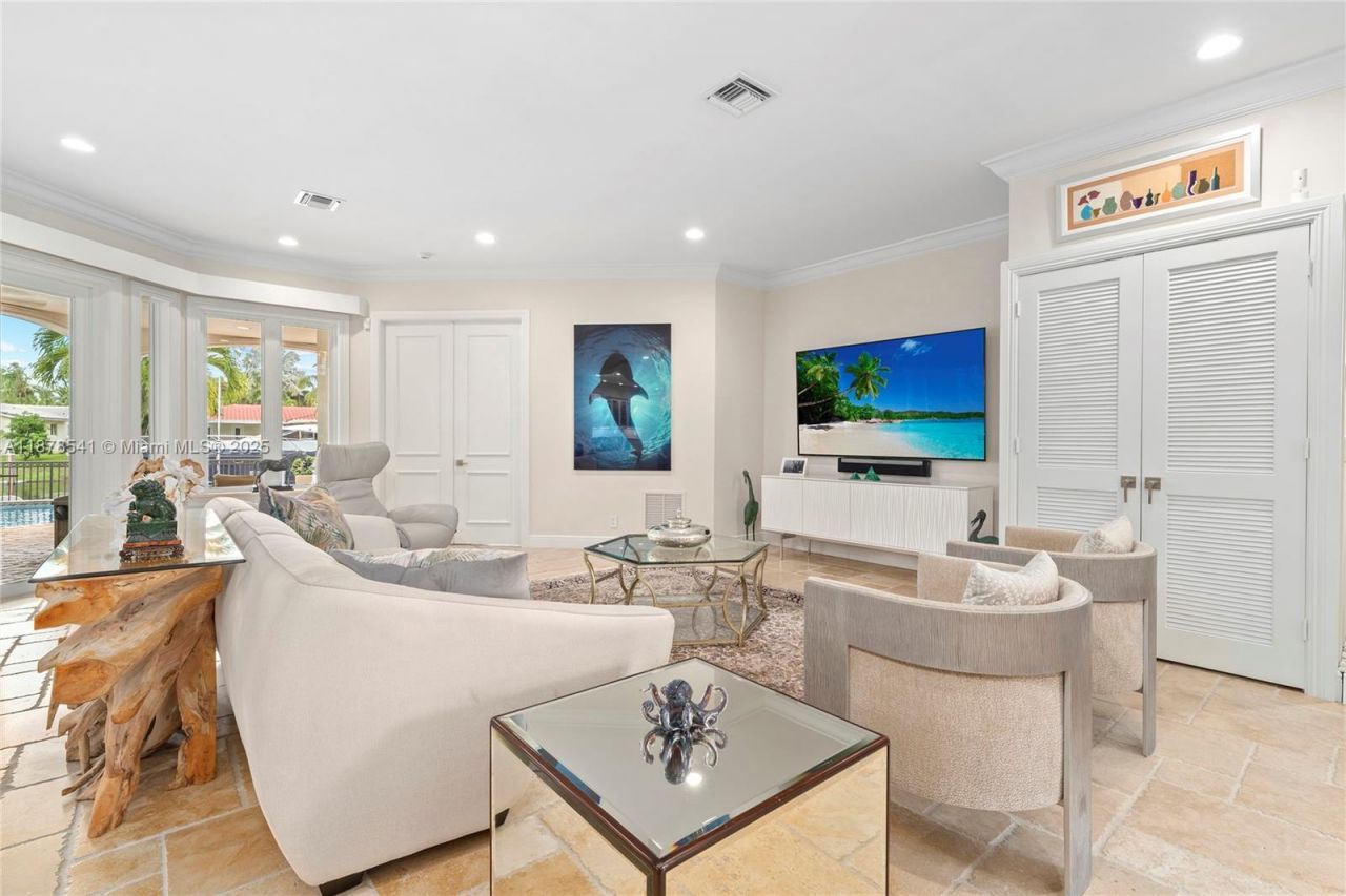 2770 NE 23rd St, Pompano Beach, FL 33062 Photo