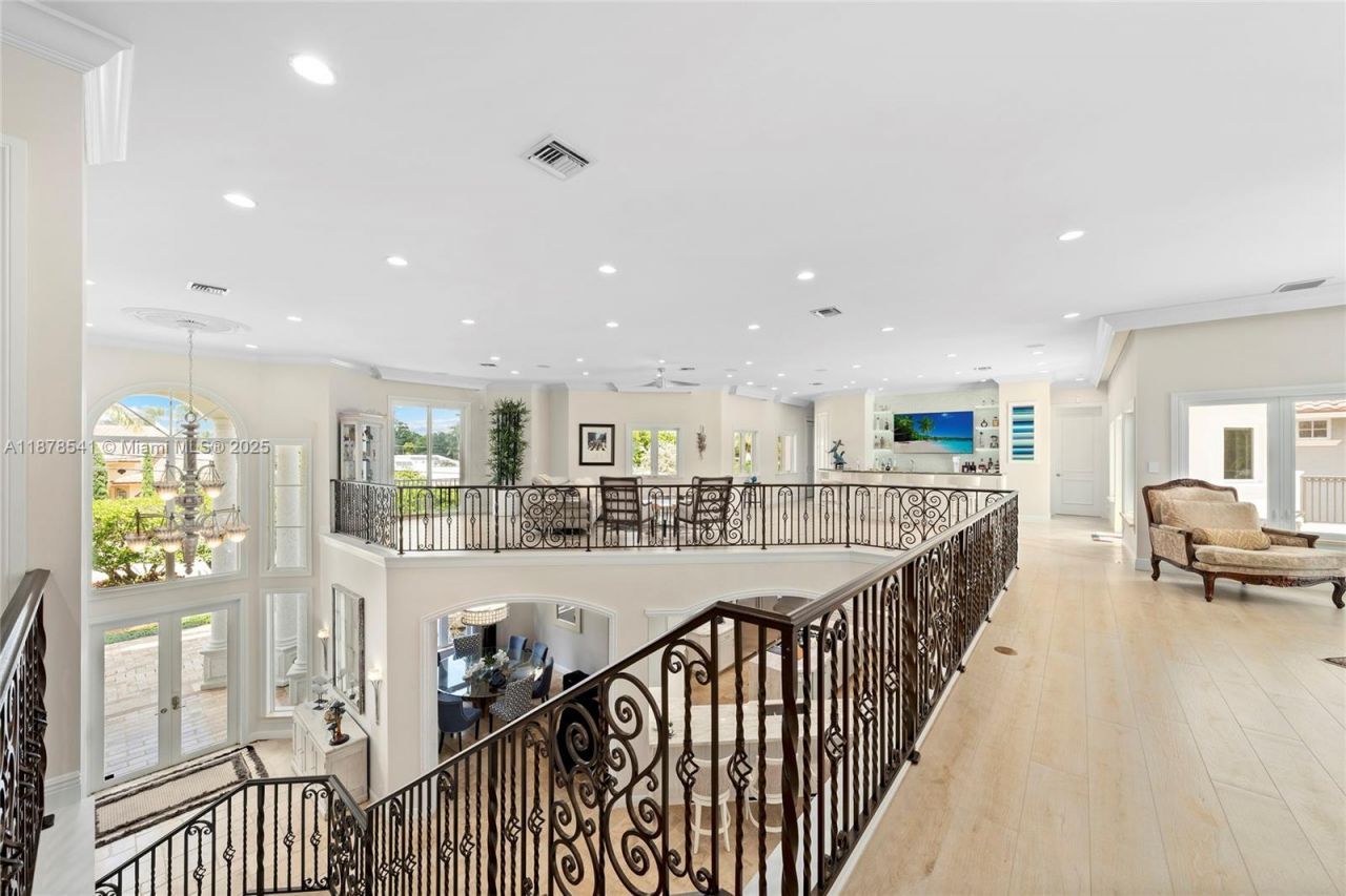 2770 NE 23rd St, Pompano Beach, FL 33062 Photo