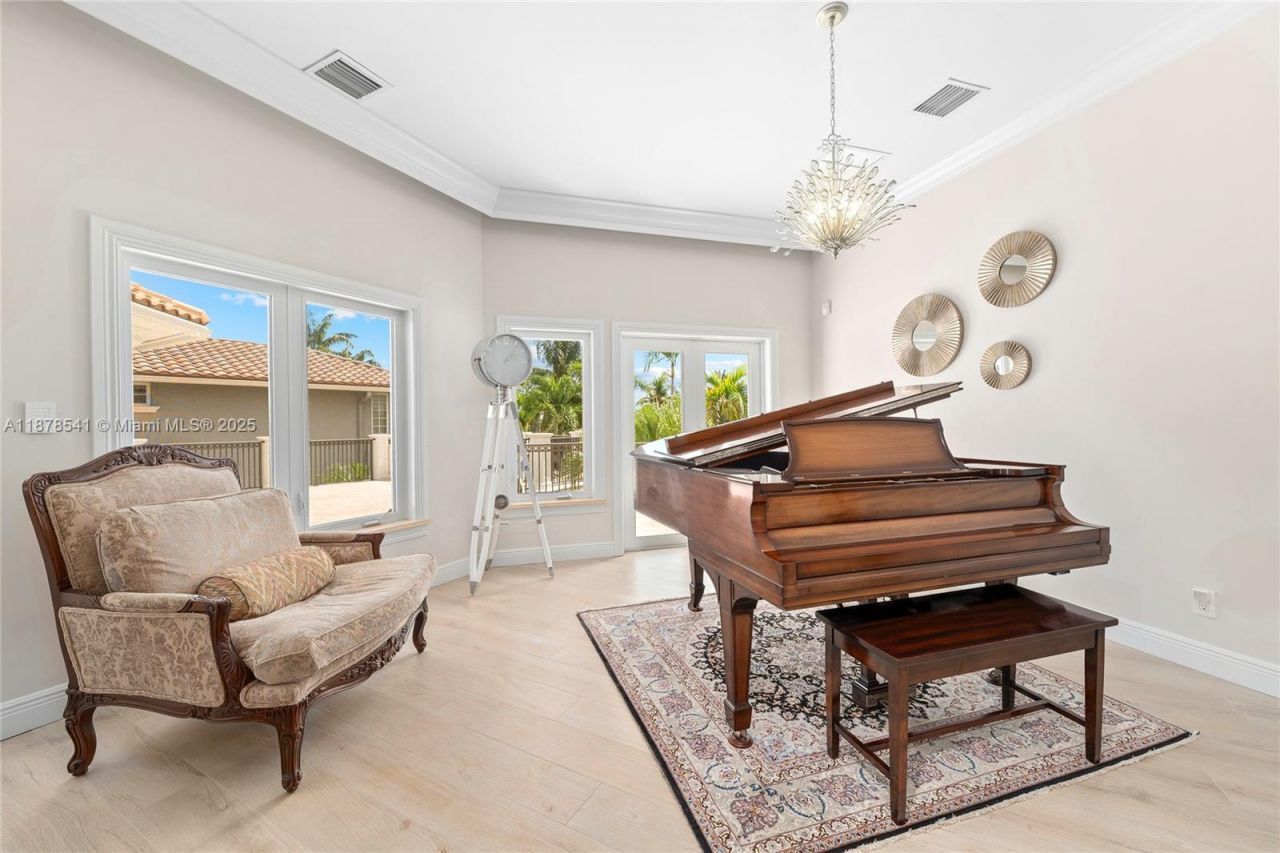 2770 NE 23rd St, Pompano Beach, FL 33062 Photo