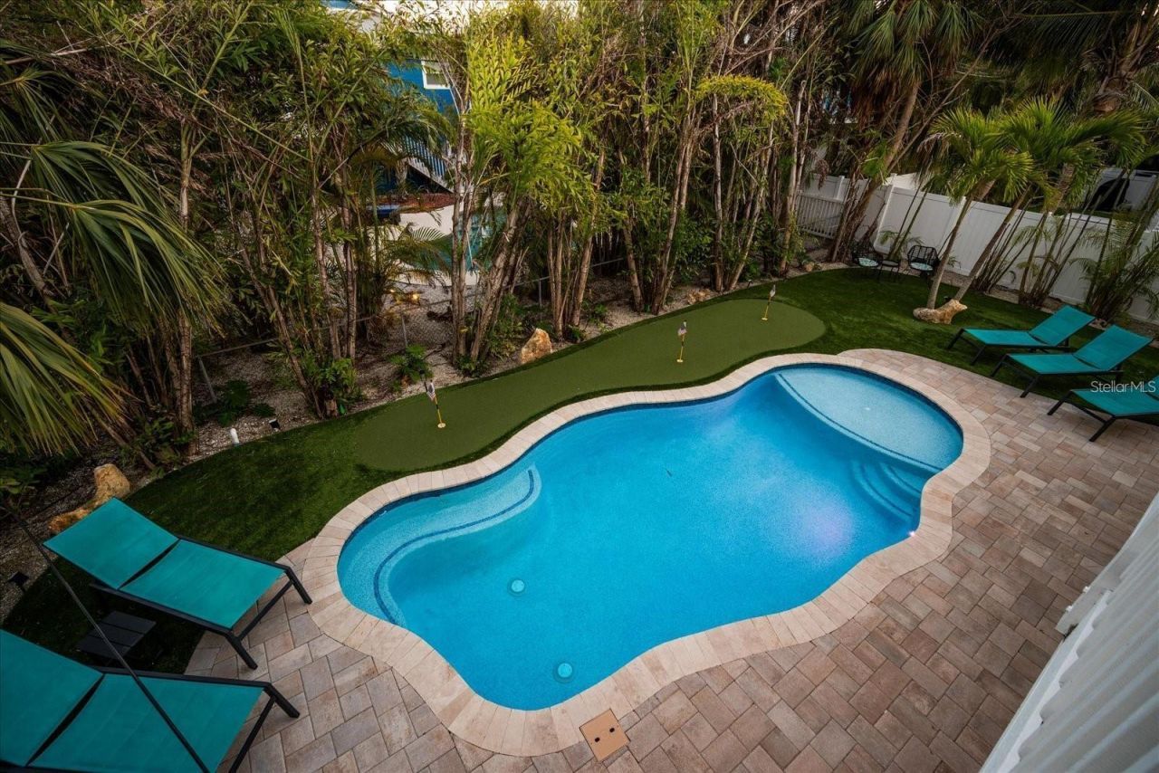 203 72nd Street, Holmes Beach, FL 34217 Photo