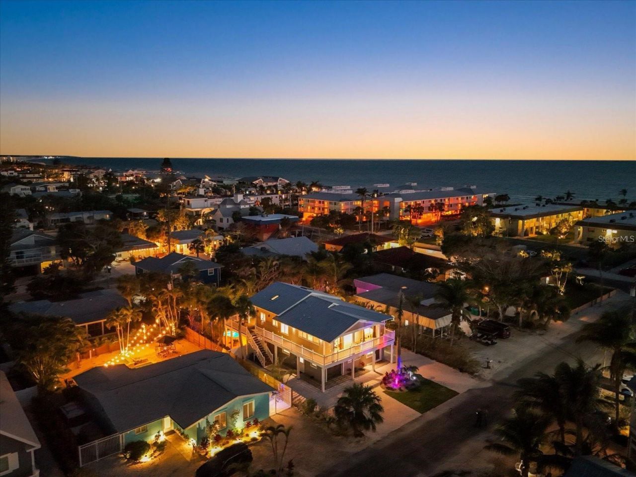 203 72nd Street, Holmes Beach, FL 34217 Photo