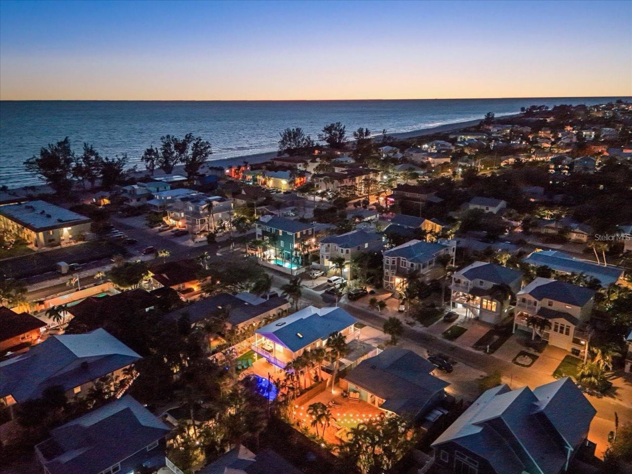 203 72nd Street, Holmes Beach, FL 34217 Photo