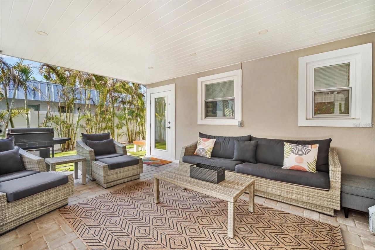 203 72nd Street, Holmes Beach, FL 34217 Photo