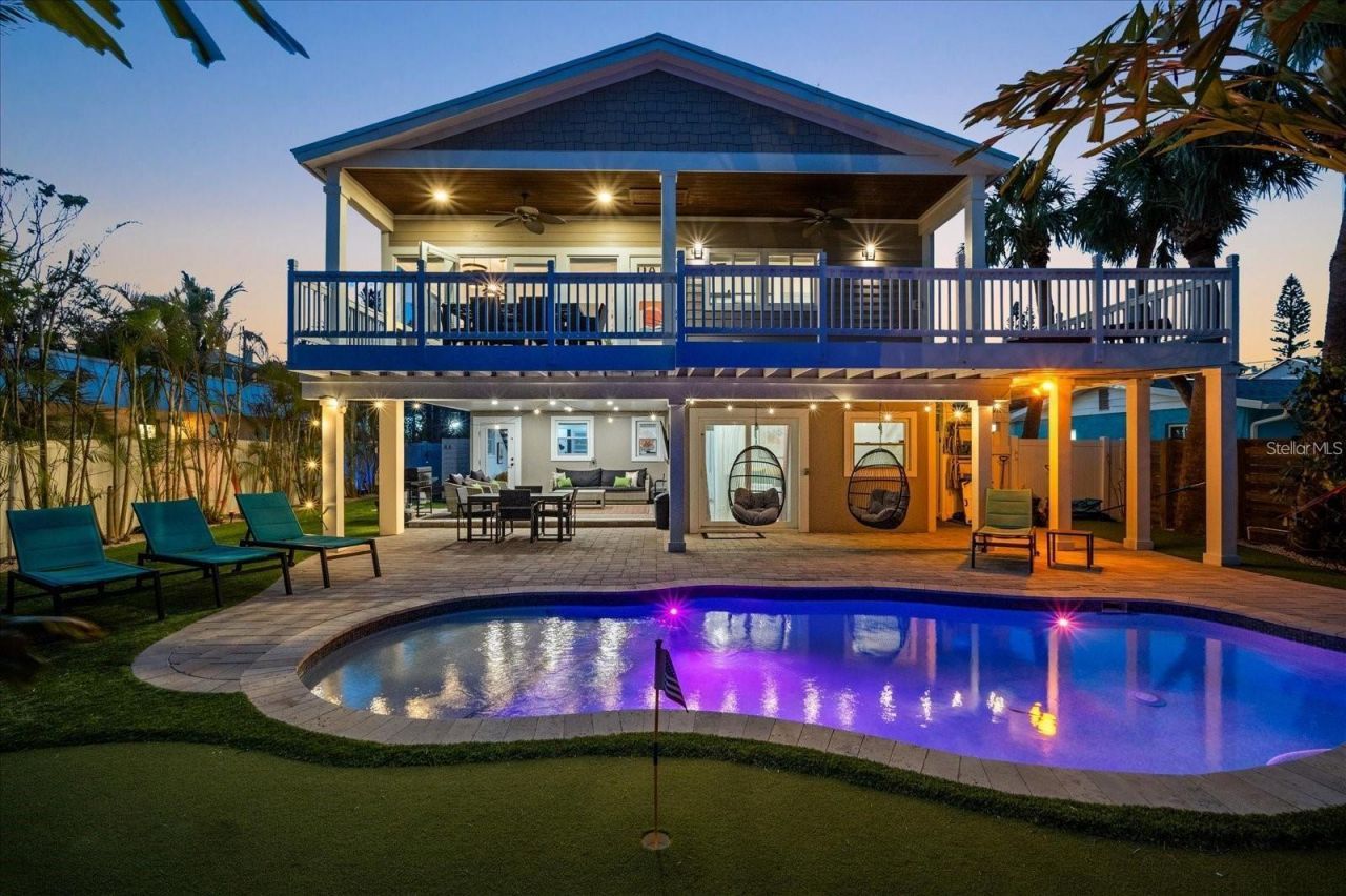 203 72nd Street, Holmes Beach, FL 34217 Photo