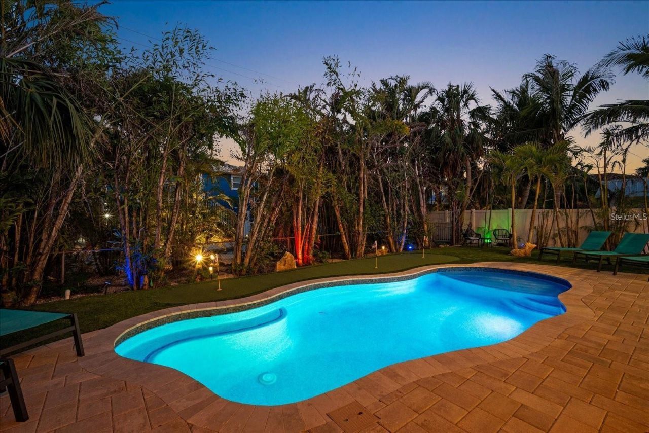 203 72nd Street, Holmes Beach, FL 34217 Photo