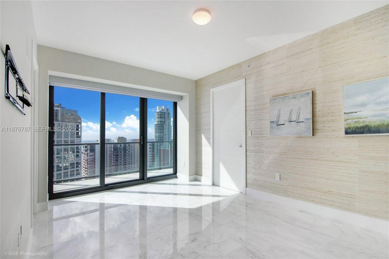 1451 Brickell Ave, Unit 3102, Miami, FL 33131 Photo
