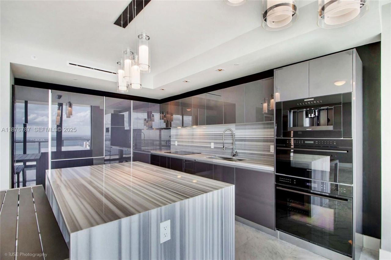 1451 Brickell Ave, Unit 3102, Miami, FL 33131 Photo