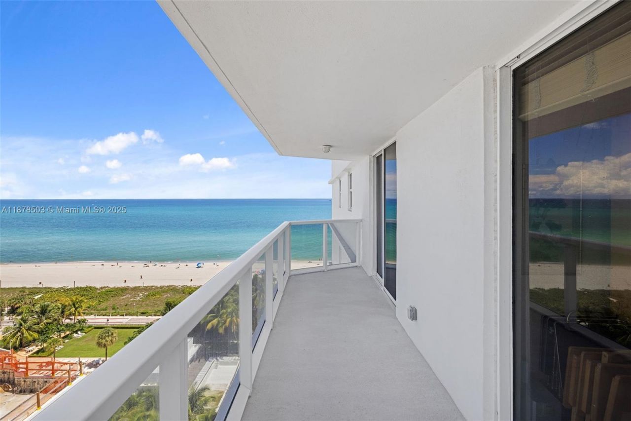 2401 Collins Ave, Unit 1712, Miami Beach, FL 33140 Photo