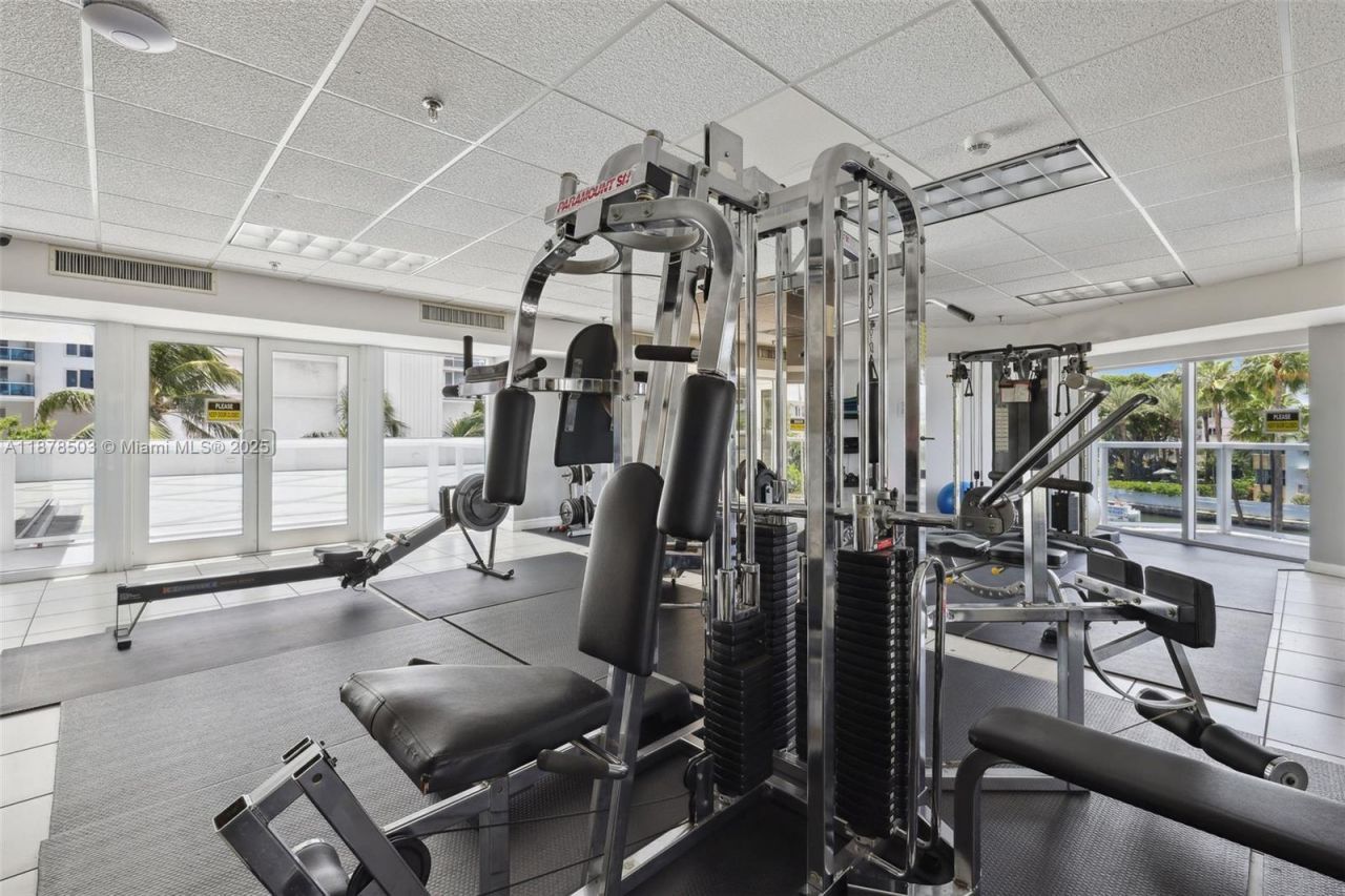 2401 Collins Ave, Unit 1712, Miami Beach, FL 33140 Photo