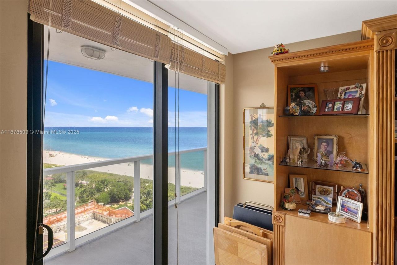 2401 Collins Ave, Unit 1712, Miami Beach, FL 33140 Photo