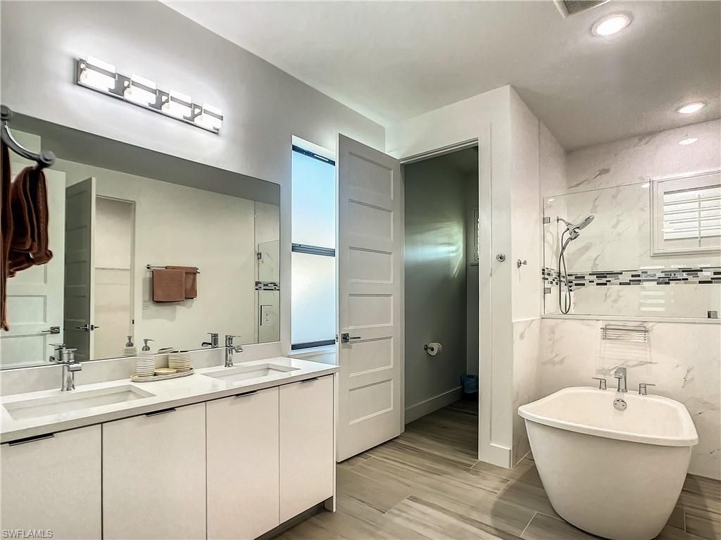 217 SW 21st St, Cape Coral, FL 33991 Photo