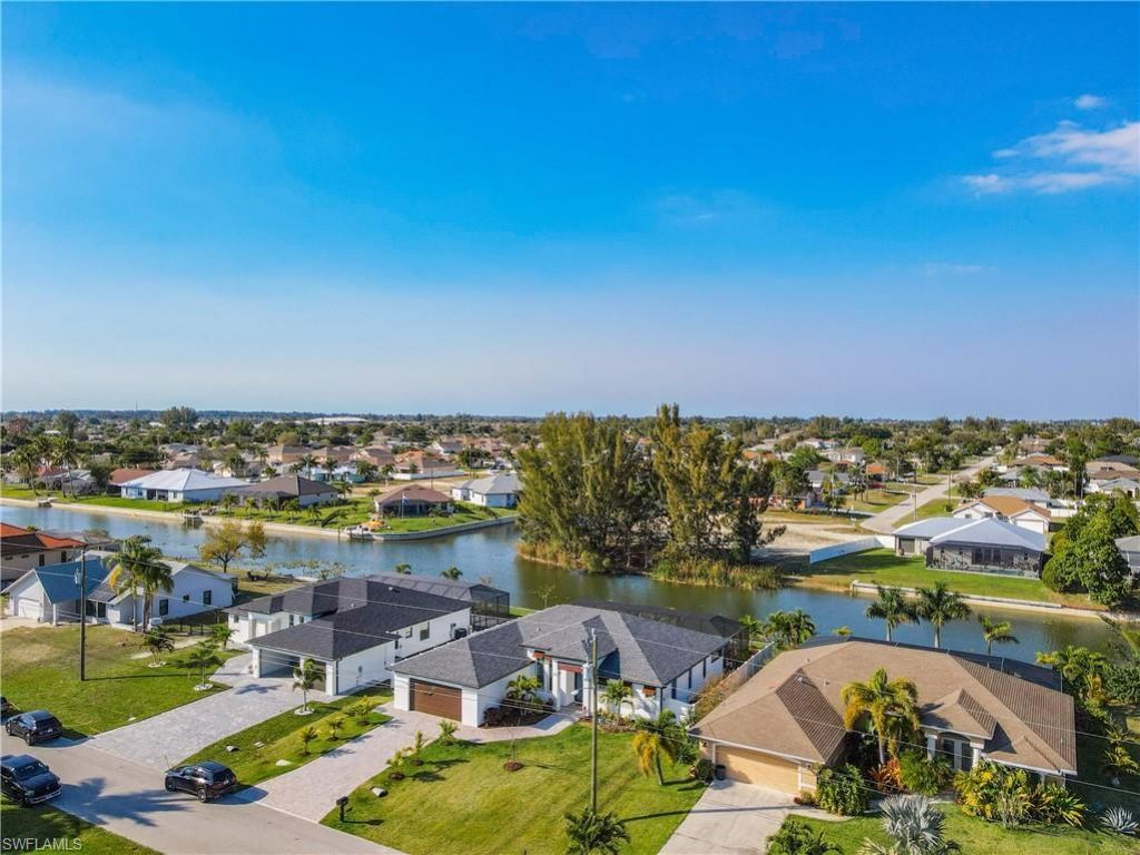 217 SW 21st St, Cape Coral, FL 33991 Photo